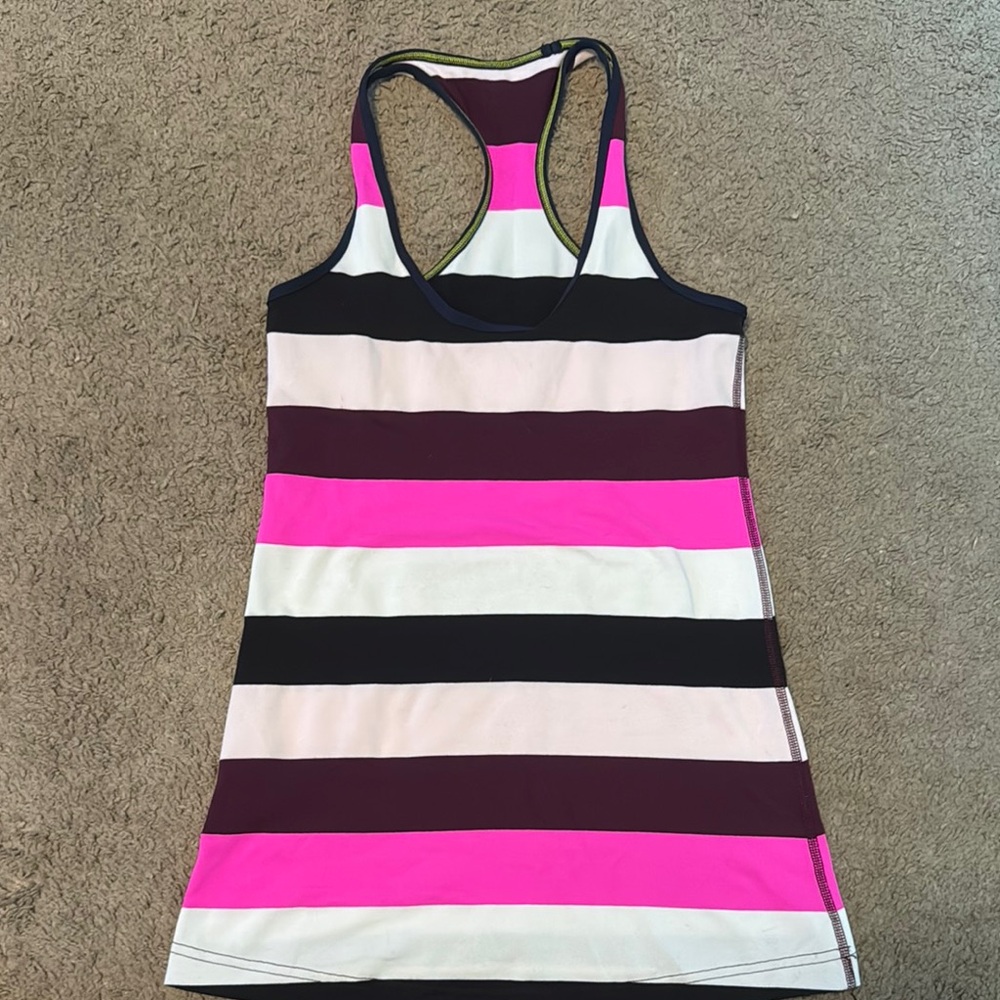 Lululemon tank